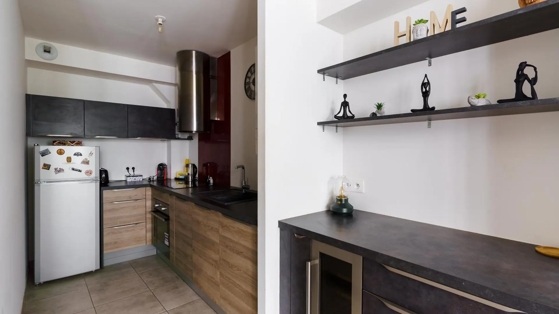 Bright And Airy 1Bd Apartment Quartier De La Gare Paris 0*,  France