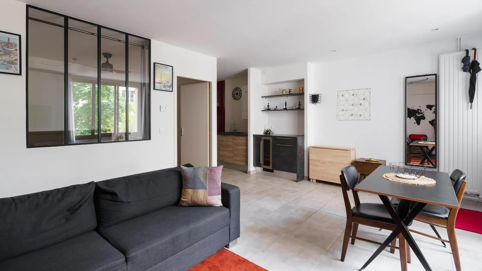 Bright And Airy 1Bd Apartment Quartier De La Gare Paris France
